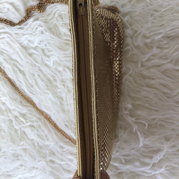 Vintage Whiting & Davis International Gold Purse - Picture 4 of 8